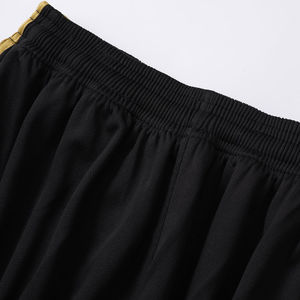 Uniforme de football à sublimation à la mode pour hommes et ensemble d'uniformes de football respirants extensibles en polyester 100% pour Offre Spéciale - Product Image 3