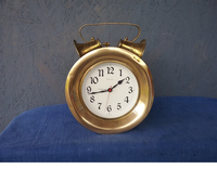 Vintage große westdeutsche Messing Wecker kreisförmige Metall Schreibtisch Wanduhr mit antiken Stil Zahlen muster für Studien platzierung