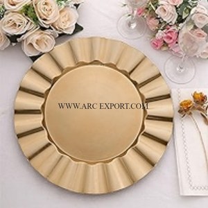 Plaque de charge en laiton et métal plaqué or de luxe Qualité exclusive Décor de table de grande taille Table de chargeur de service alimentaire pour la décoration intérieure - Product Image 1