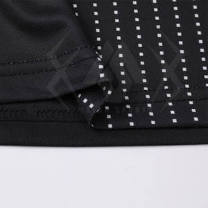 Taille personnalisée Respirant Hommes Uniforme de Football Vente en Gros Uniforme de Football Uniforme de Football Durable - Product Image 6