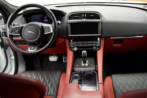 PRÊT À CONDUIRE - VÉHICULE D'OCCASION À VOLANT À GAUCHE |   Conduite à droite |   JAGUAR F-PACE SVR 2019 - Product Image 5