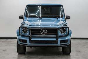 Mercedes-Benz Clase G G 550 4MATIC 2024, motor V8 biturbo de 4.0L que ofrece 416 caballos de fuerza y 450 lb-pie de torque - Product Image 2