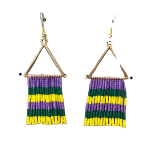 ต่างหูปักลูกปัดลายเค้กคิงมาดิกราส์จากลุยเซียนา ต่างหูปักลูกปัดมาร์ดิกราส์จากอินเดีย ต่างหูทำมือ - Product Image 1