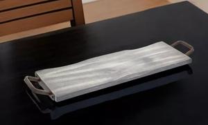 Ensemble de trois plateaux ovales décoratifs avec poignées en métal et motifs géométriques complexes pour un service et une présentation élégants - Product Image 6