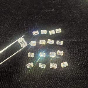 เพชรธรรมชาติ2.00 CT มรกตเจียระไนแบบพิเศษหินทรงหลวมได้รับการรับรอง D สำหรับเครื่องประดับจากนักออกแบบ - Product Image 4