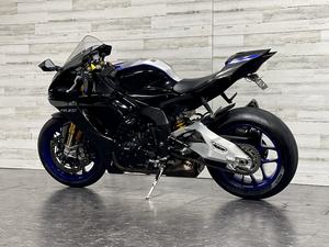 Yamaha YZF R1M usada del 2020 disponible para la venta - Product Image 4