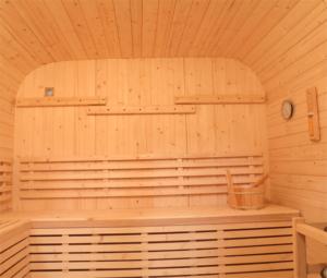 Sauna électrique extérieur en bois massif pour jardin, cour arrière, sauna à vapeur pour 6 personnes - Product Image 5