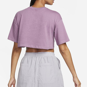 T-shirt de haute qualité à taille personnalisée fabriqué en usine pour les femmes Top court fabriqué au Pakistan pour les femmes - Product Image 2