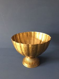 Tazón de chocolate de metal dorado premium con acabado pulido, ideal para exhibir dulces, decoración del hogar, eventos, catering, regalos festivos. - Product Image 6