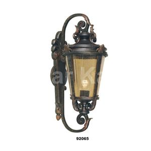 โคมไฟติดผนังสีบรอนซ์แบบดั้งเดิมขนาดกลางพร้อมกระจกใสแบบทึบสำหรับตกแต่งสวนในบ้าน - Product Image 5