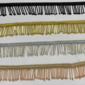 Lacets latkan brodés à la machine sur mesure avec matériel de broderie attaché dans divers modèles et couleurs pour robes de mariée - Product Image 3