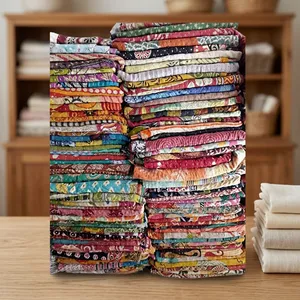 Couverture vintage indienne Kantha brodée, faite à la main, réversible, lavable, en coton, style bohème, pour lit et décoration d'hôtel et de maison - Product Image 4