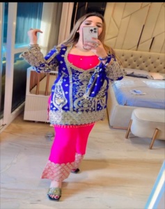 Classique élégant femmes crêpe coton robe broderie florale décontracté court genou longueur conception avec technique tissée 100% coton - Product Image 5