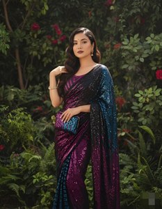 Sari en Georgette lourd avec broderie de sequins, design Evergreen, fabriqué à Surat, Inde, en vente en gros - Product Image 4