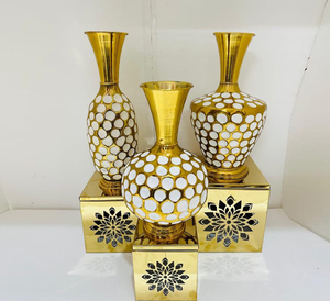 Vintage Style Aluminum Flower <b>Vase</b> New Designed <b>Set</b> of <b>3</b> Handicraft Metal Flower <b>Vase</b> From Indian Manufacturer. - Product Image 6