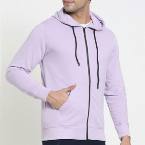 Sudadera deportiva de alto rendimiento diseñada para el gimnasio y un look urbano, con tejido de algodón transpirable y estilo moderno para hombres. - Product Image 3