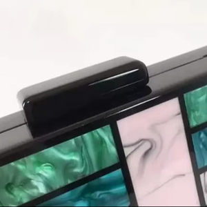 คลัทช์ทำมืออินเดียทำจากเรซินไข่มุกเทียมหรูหราผีเสื้อทรงคลัทช์ทรงเสน่ห์ครบชุดสำหรับงานแต่งงานของผู้หญิงดีไซน์สร้างสรรค์ - Product Image 1