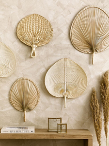 Abanicos de Rafia de Bambú de Color Natural Hechos a Mano en Vietnam, Abanicos de Paja de Hoja de Palma para el Verano, Abanicos Tejidos de Ratán - Product Image 5