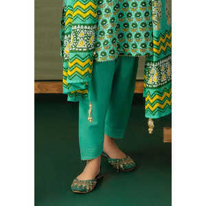 ชุดสูทผ้าลอนปักลายโกต้า 3 ชิ้นสำหรับผู้หญิง พร้อมผ้าคลุมไหล่พิมพ์ลาย รุ่น CL-62044 - Product Image 5