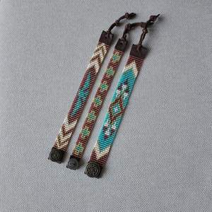 Bracelet en perles de rocaille brodées d'Inde, fait à la main pour femmes et filles, perles de pierre - Product Image 2