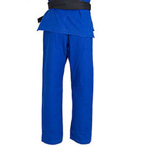 Uniforme de Karate de alta calidad con rayas de contraste Trajes de Karate de entrenamiento con estilo Uniformes de artes marciales Desgaste de larga duración para la venta - Product Image 4