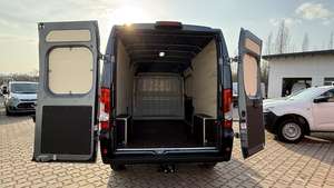 Nueva Camioneta de Reparto Toyota ProAce Max L3H2 con Aire Acondicionado Automático y Transmisión Automática, Tipo Caja, Alta y Larga - Product Image 4