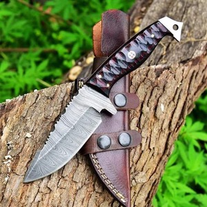 Couteau à dépecer fait main en acier damas Couteaux de chasse OEM personnalisés avec manche en bois de micarta Cadeau pour lui - Product Image 2