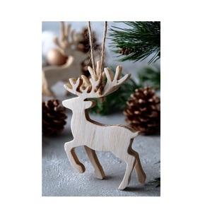 Décorations murales de Noël en bois découpées au laser pour maisons modernes offrant des détails délicats et une ambiance saisonnière chaleureuse - Product Image 3