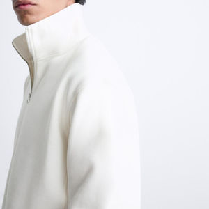 2025 vente en gros de haute qualité logo de broderie personnalisé 100 coton hommes polaire demi-fermeture éclair pull uni quart fermeture éclair basiques sweats - Product Image 3