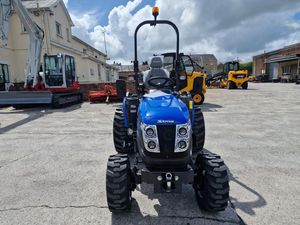 Tractor Agrícola SOLIS 26 HST HYDROSTATIC 2020 2025 4WD, Componentes Digitales Clave: Motor, Caja de Cambios, Bomba de Engranajes - Product Image 2