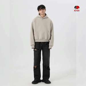 Sweat à capuche pour homme Ryan Pro Gear avec logo personnalisé sur le devant, 100% coton, écologique, décontracté, vêtement d'hiver moderne - Product Image 2