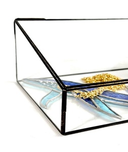 Exquisite Brass and Glass Jewelry <b>Box</b> Resplendent Gold Color Metal <b>Material</b> Fashioned Adorned - Product Image 3