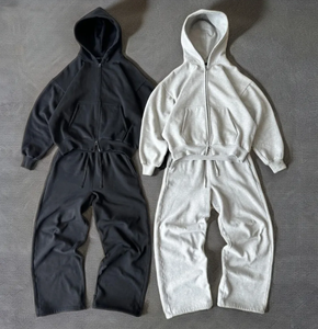 Excellent Quality Crop Jogging Suit <b>Zip</b> up Hoodie and Flared Pant Custom Men's Sweat Suits Plain Sweat Suits - Product Image 1