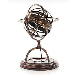 Esfera armilar de latón de temática náutica con bandas giratorias y base grabada perfecta para los amantes de los exploradores y regalar - Product Image 2