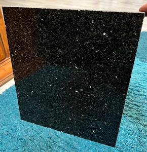 Losa de granito Galaxy negro plateado de suministro de fábrica al por mayor adecuada para proyectos interiores y exteriores - Product Image 4