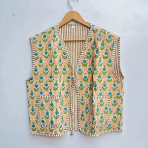 Gilet sans manches en coton, veste matelassée en coton faite à la main en Inde, style bohème, nouveau style, veste en coton pour femmes, été, hiver - Product Image 1