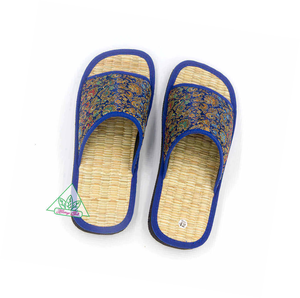 2024 New Design Indoor Unisex <b>Winter</b> EVA Sole <b>Slippers</b> Solid Color Hotel Amenities for <b>Men</b> Women Home Fur Natural Hotels - Product Image 1