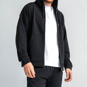 Conjunto Deportivo Unisex Negro Reflectante de 2 Piezas, Chaqueta con Cremallera y Pantalones de Nailon para Gimnasio y Deporte - Product Image 4