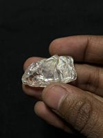 Topacio Arcoíris Blanco Natural, Pulido y en Bruto, con Efecto de Fuego Arcoíris para Joyería, Forma Natural