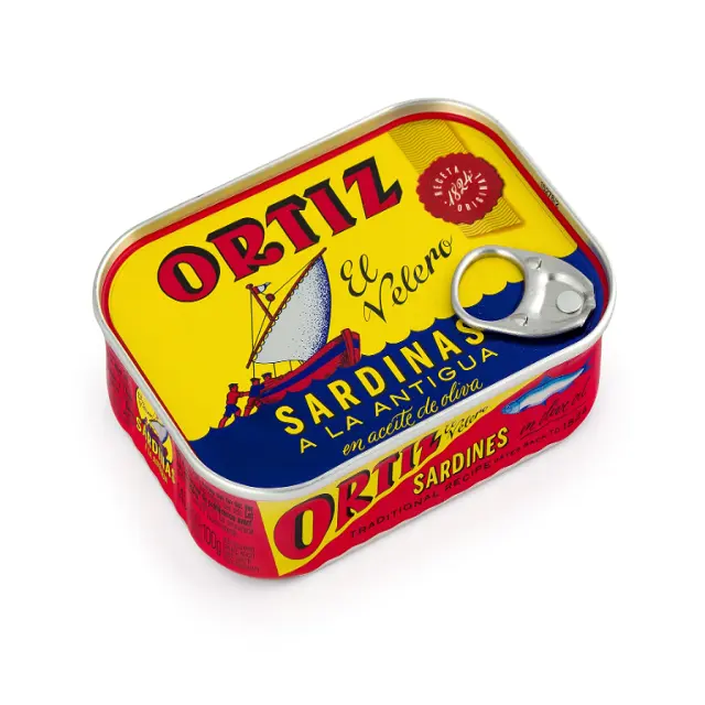 Nous fournissons des sardines de fruits de mer en conserve originales à bas prix