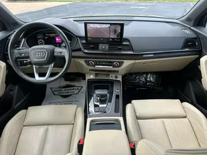 2021 Audi Q5 45ศักดิ์ศรี - Product Image 2
