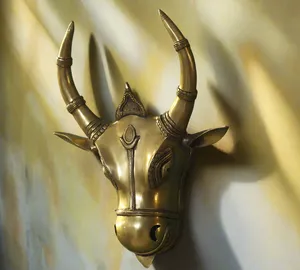 Cabeza de Toro de Latón, Tallado Fino Art Deco - Product Image 3