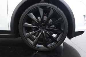 2019 Tesla Motors 100D Intérieur en cuir crème 22 "RHD ACC Régulateur de vitesse Turbo Moteur R21 Taille des pneus Intérieur léger AWD Automatique - Product Image 2