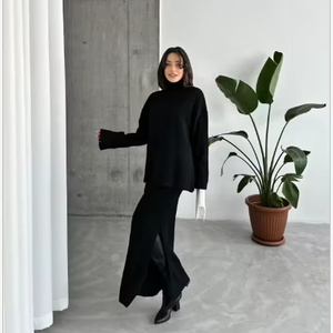 Ensemble en molleton à col montant en textile turc de qualité supérieure - Tenue d'hiver deux pièces de haute qualité - Tissu chaud Shardon - Survêtement pour femmes en gros - Product Image 1