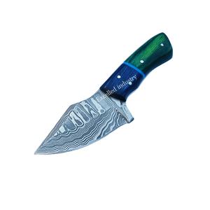 Couteau Skinner en acier Damas fait à la main personnalisé Pakka manche en bois avec étui en cuir gratuit couteau de survie de chasse - Product Image 1