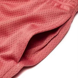 Nuevos pantalones cortos holgados informales de malla de verano para hombre, pantalones cortos de playa para correr al aire libre, pantalones deportivos de marca para hombre con logotipo unisex - Product Image 5