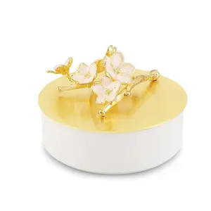 Luxe Kom Met Witte En Gouden Deksels Met Bloemenknop Dadels/Chocolade/Droog Fruit/Noten Serveerschaal