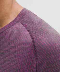 ผู้ผลิตเสื้อผ้า OEM ขายส่ง เสื้อยืดพิมพ์ลายนูน 3 มิติ ผ้าฝ้าย 100% เสื้อเรียบสองสี เสื้อฟองน้ำ เสื้อโฟม เสื้อยืดสั่งทำ - Product Image 2