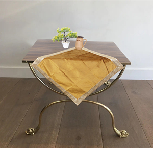 Nappe d'autel 24 pouces Tarot Nappe de table Décoration intérieure Velours Carré Fait à la main Magnifique par des expéditeurs indiens - Product Image 1