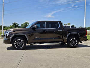 Construido Estándar 2023 Juguete-OTA Tundra Limited - Product Image 5